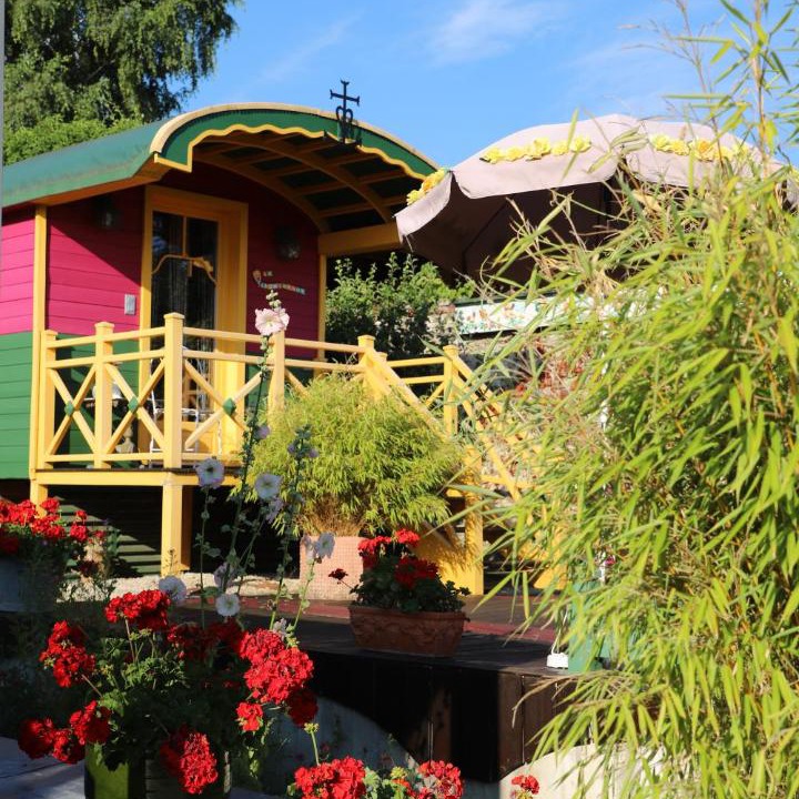 Photo of Others in Romery