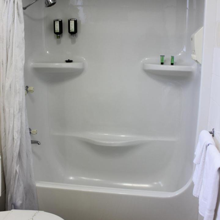 Photo of Bathroom in Colac