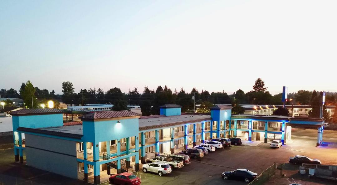 Photo of Others in Salem