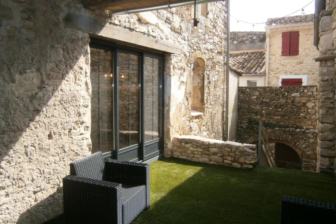 Photo of Others in Fons