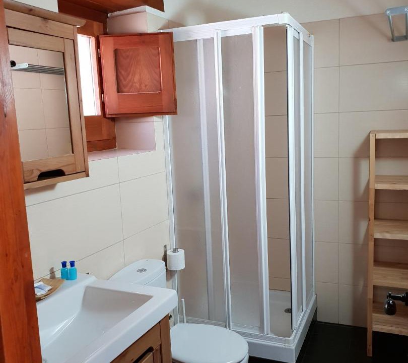 Photo of Bathroom in Toses