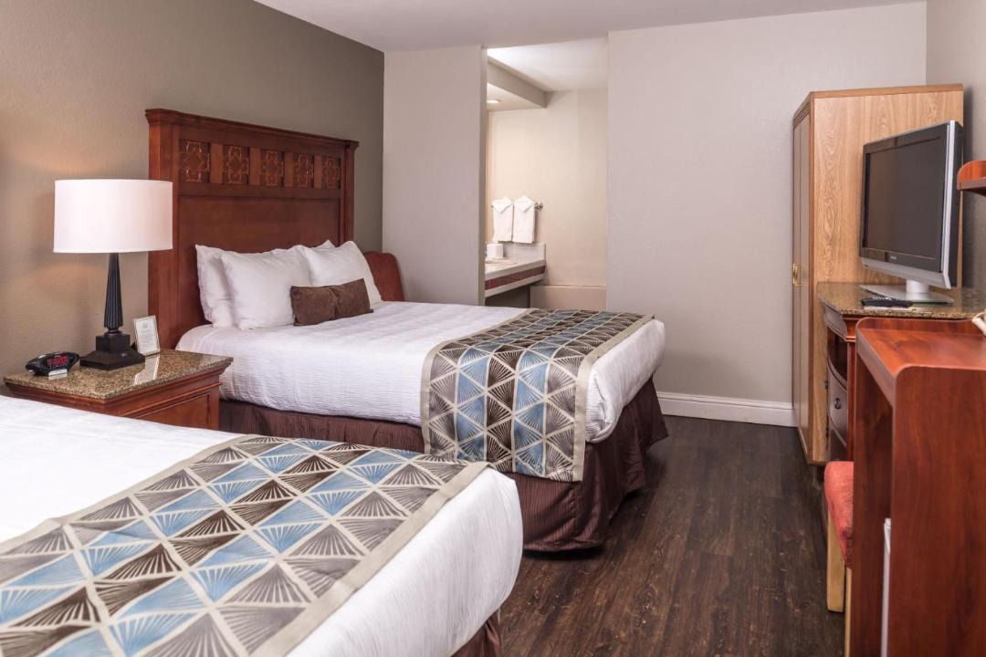 Photo of Others in Salinas