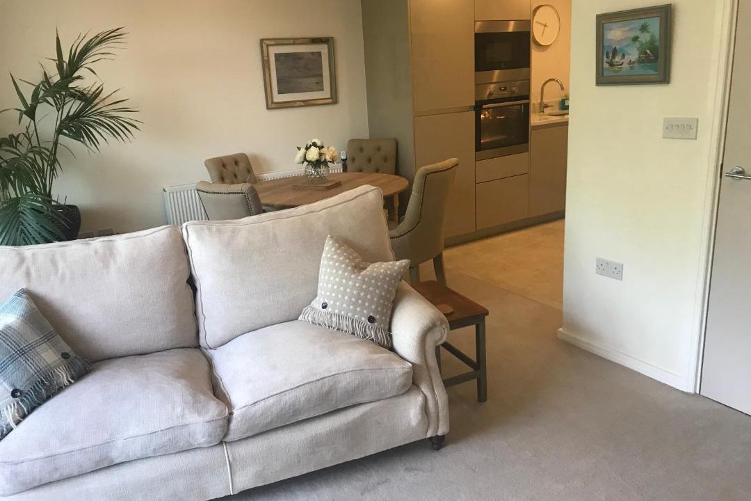 Photo of Livingroom in South Acton