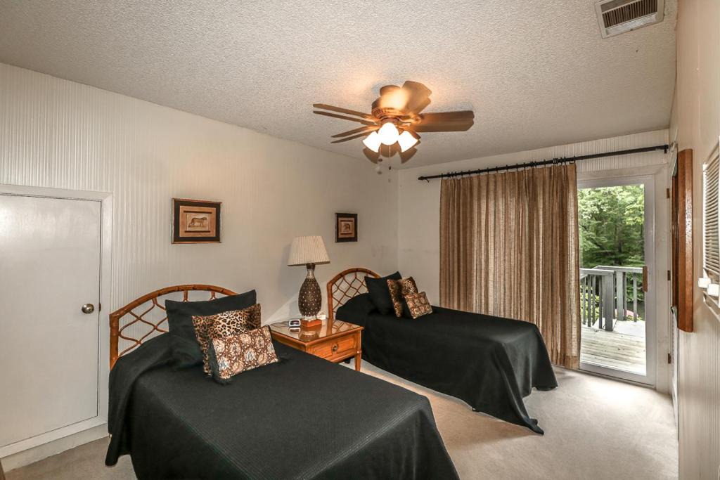 Photo of Bedroom in Hot Springs Village