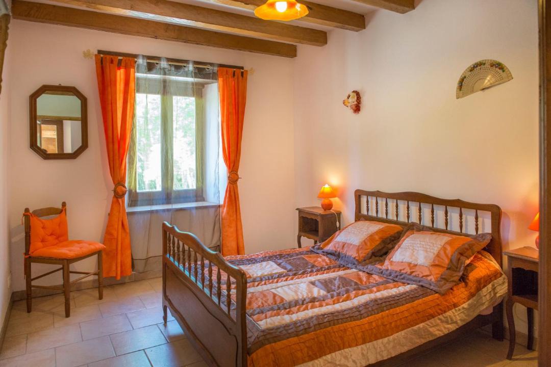 Photo of Bedroom in Biron