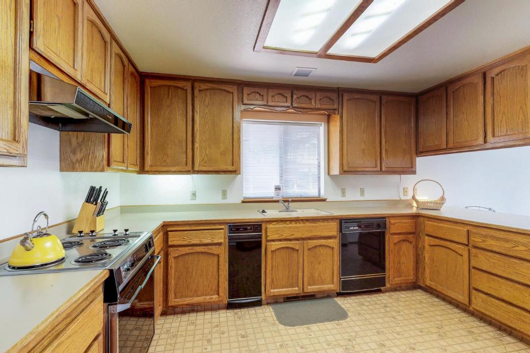 Photo of Kitchen in Groveland