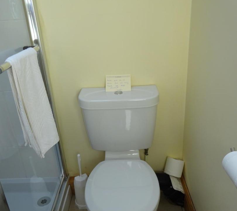 Photo of Bathroom in Grafton Regis