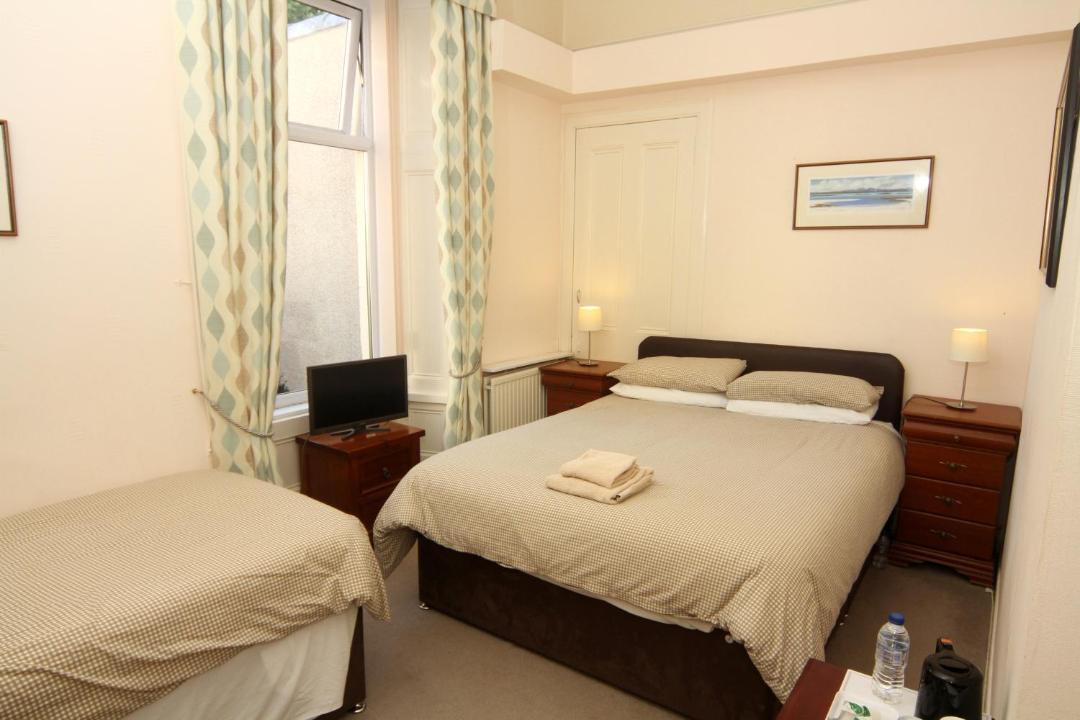 Photo of Others in Kilmaurs