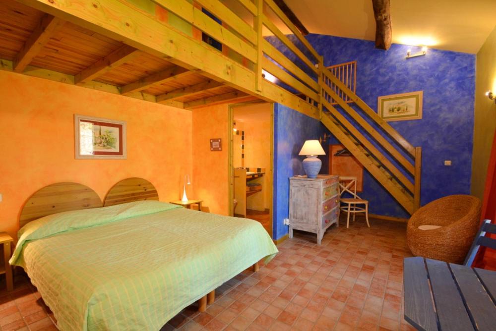 Photo of Bedroom in Cadenet