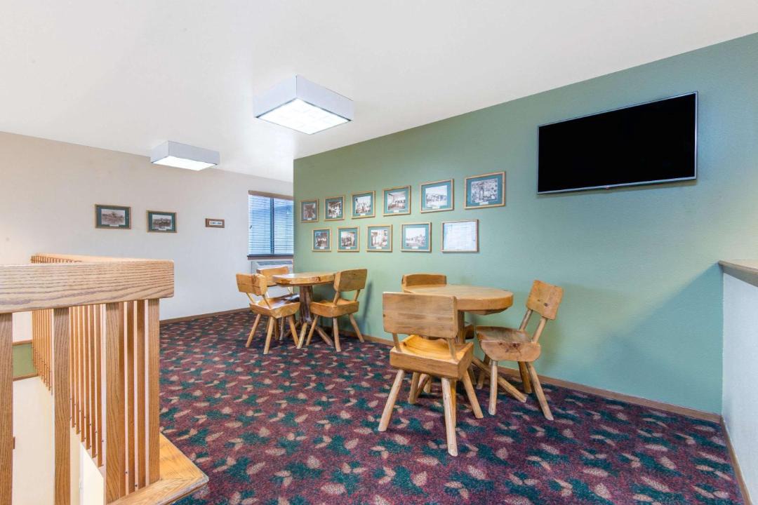 Photo of Others in Buffalo