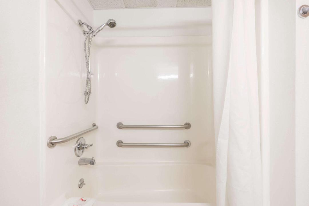 Photo of Bathroom in Independence