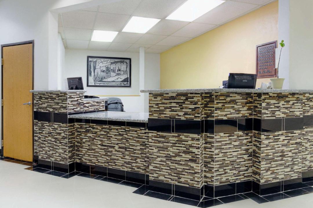 Photo of Others in Altamont