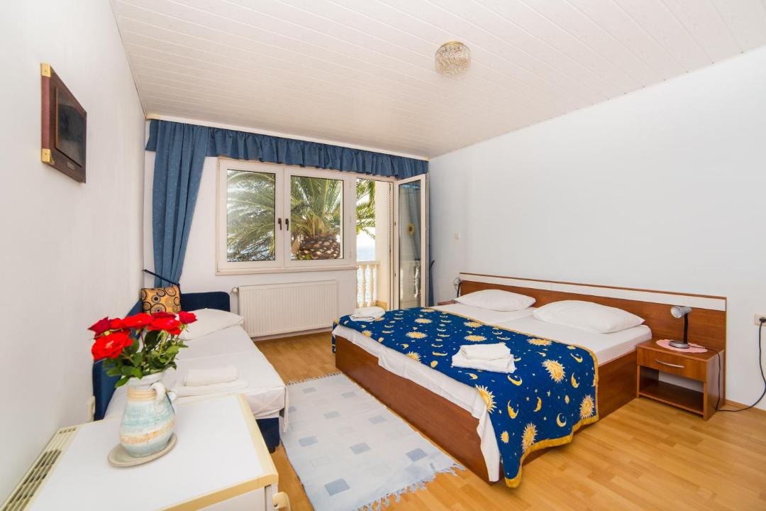 Photo of Bedroom in Brist