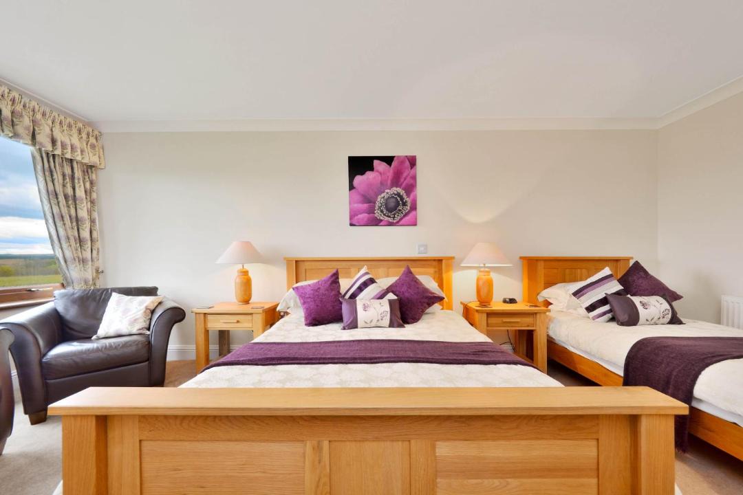 Photo of Others in Nine Mile Burn