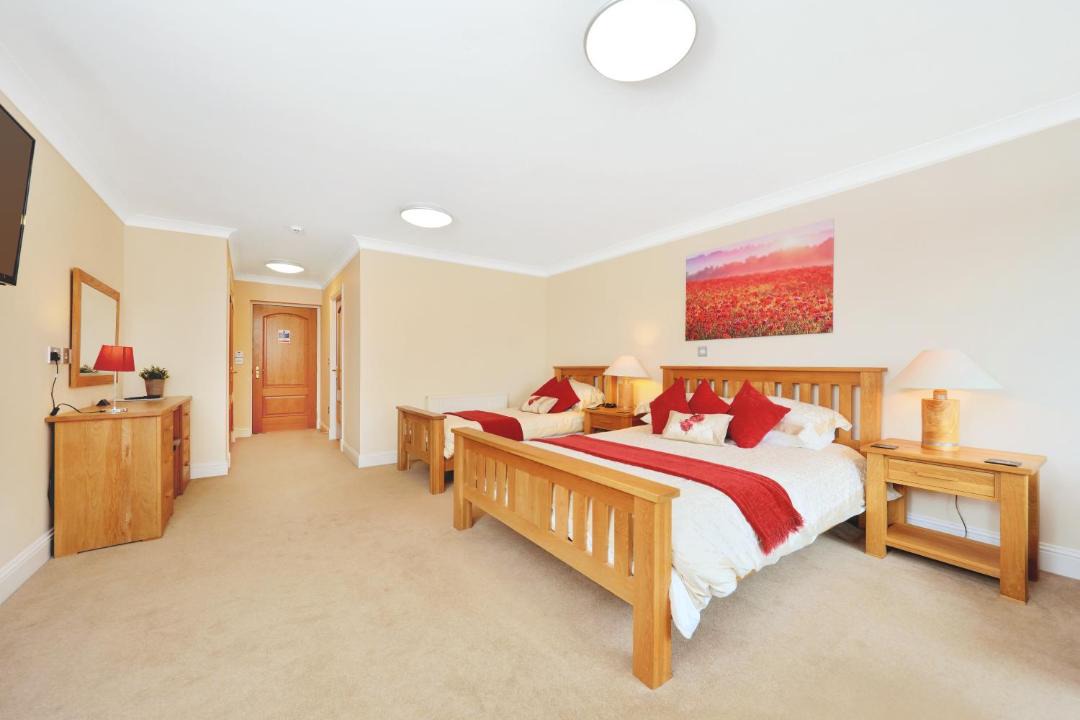 Photo of Others in Nine Mile Burn