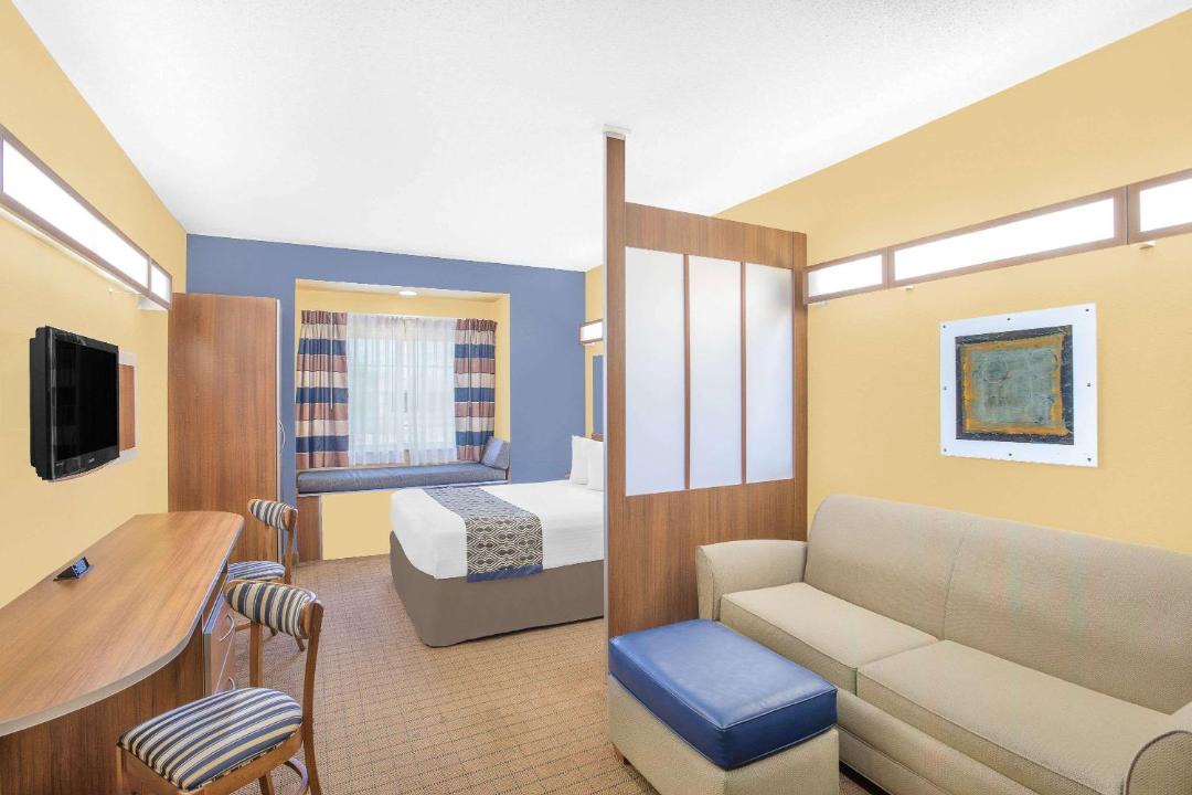 Photo of Bedroom in Chili Center