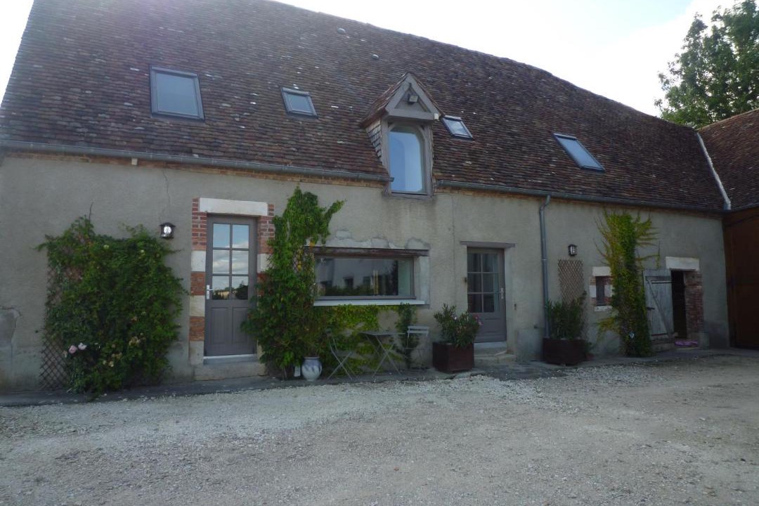 Photo of Others in Sens-Beaujeu