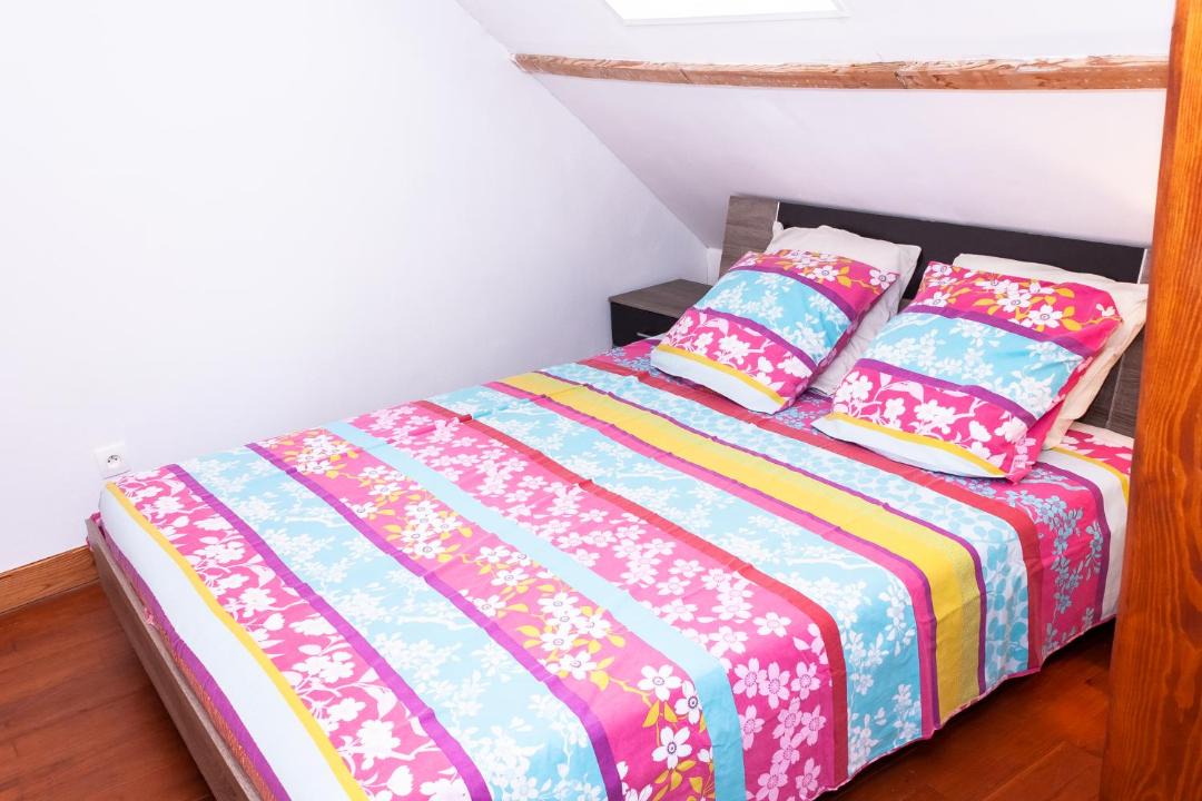 Photo of Bedroom in Salency