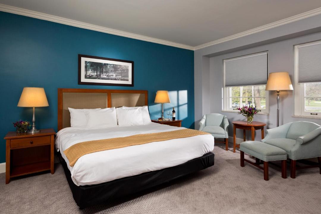 Photo of Bedroom in Saratoga Springs