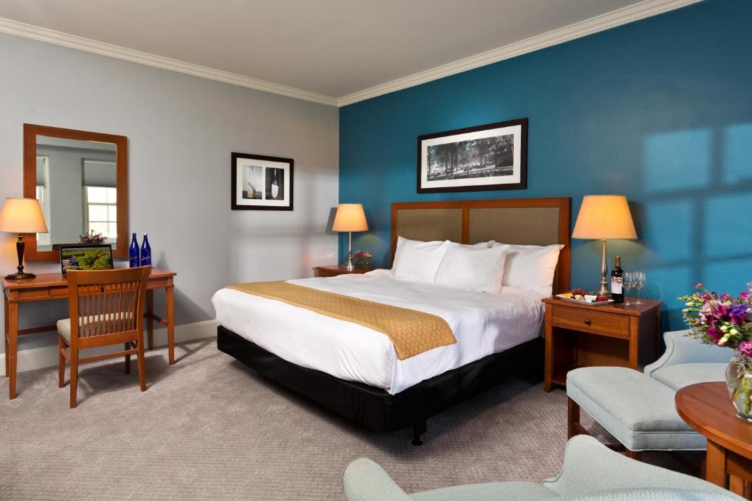 Photo of Bedroom in Saratoga Springs