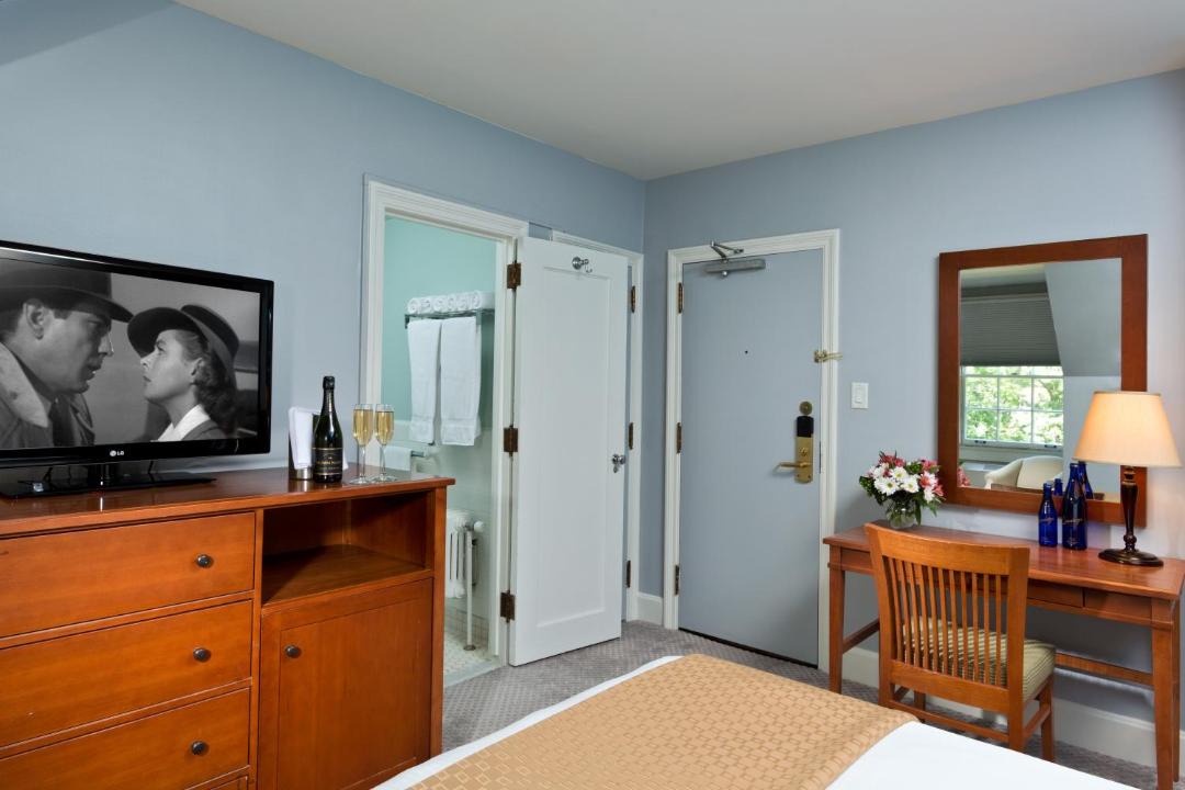 Photo of Bedroom in Saratoga Springs