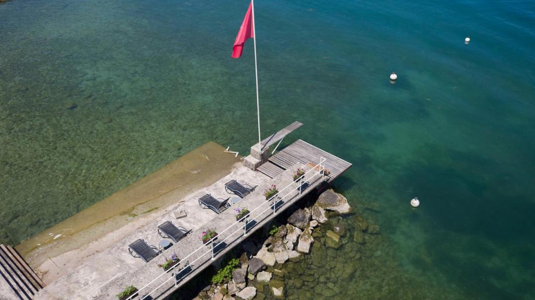 Photo of Others in Publier