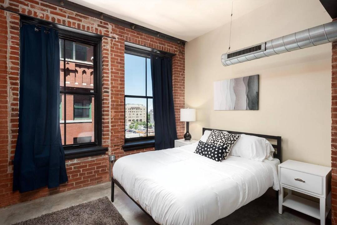 Photo of Bedroom in Downtown West