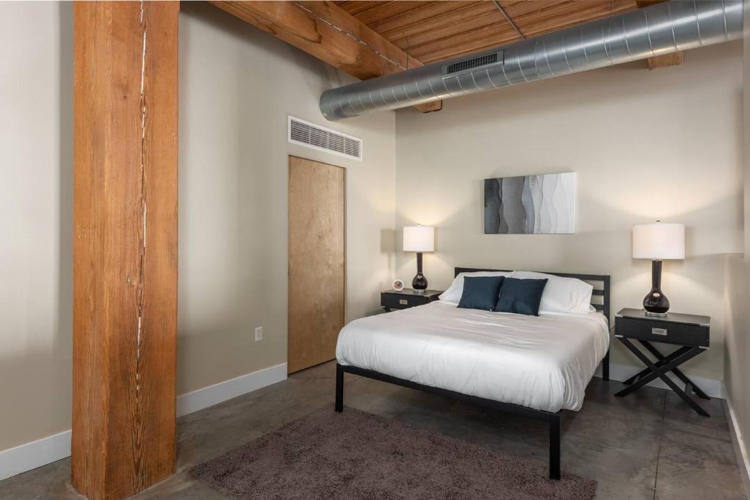 Photo of Bedroom in Downtown West
