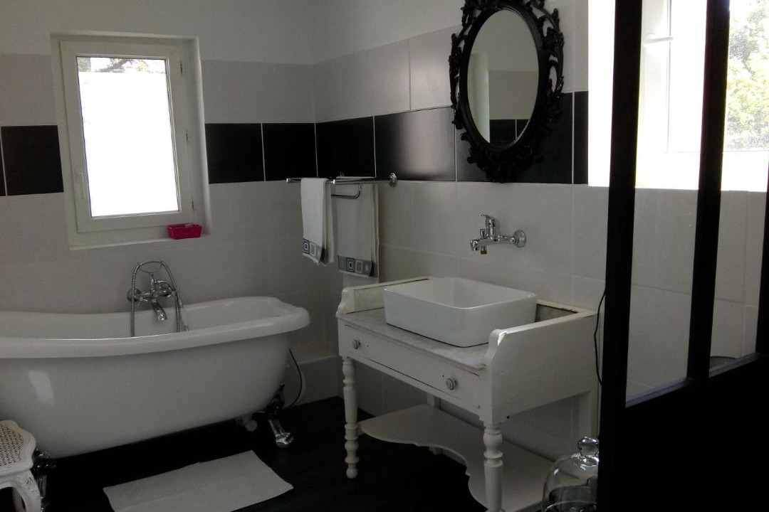 Photo of Bathroom in Salindres