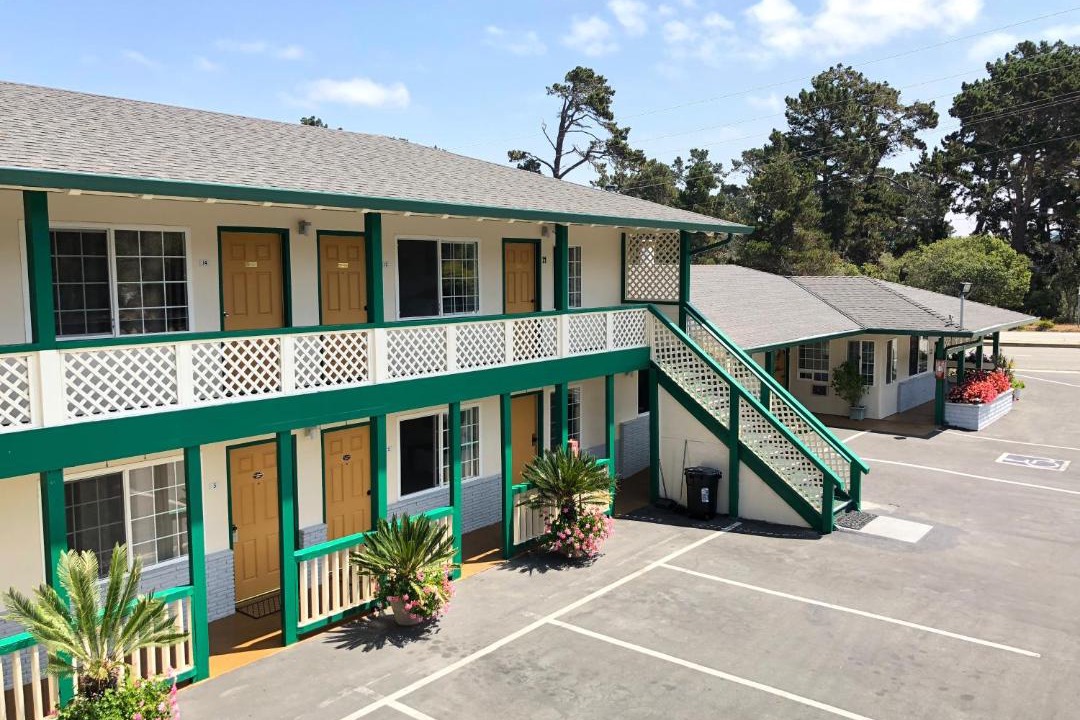 Photo of Others in Munras Avenue