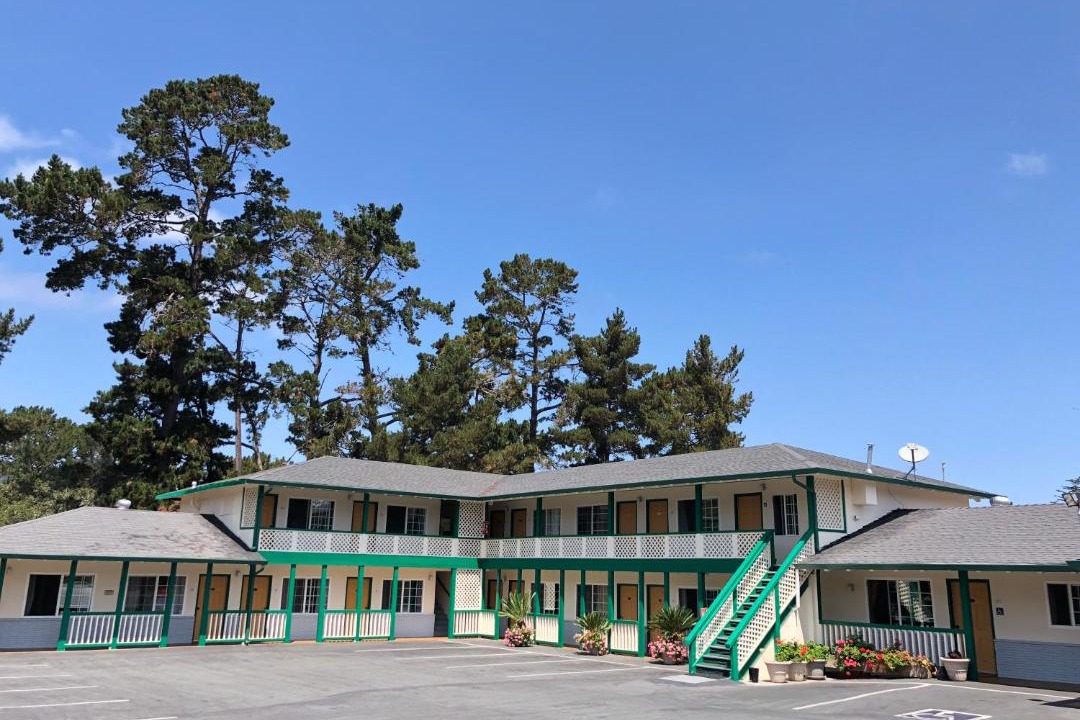 Photo of Others in Munras Avenue