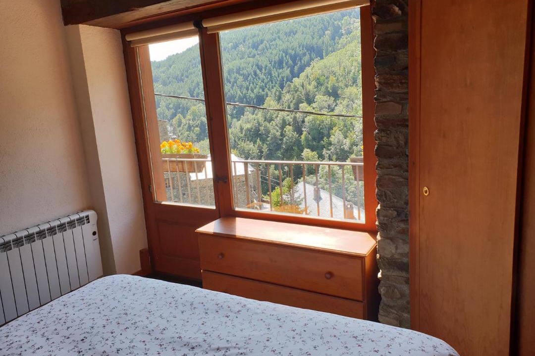 Photo of Bedroom in Toses