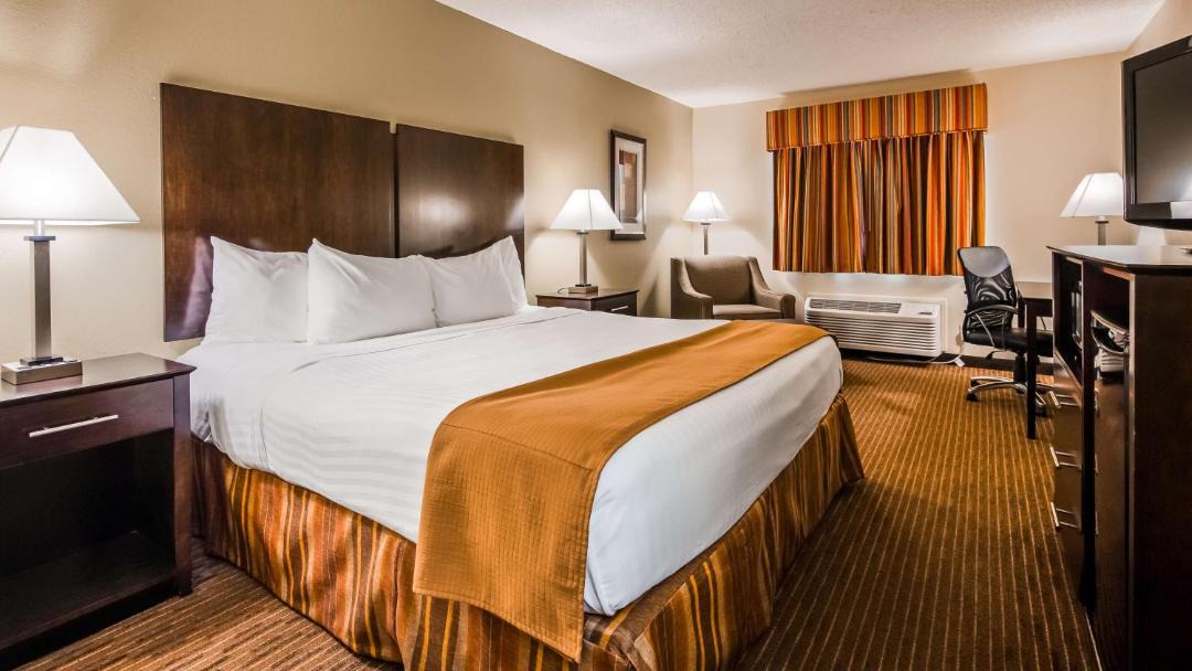 Photo of Others in Muncie