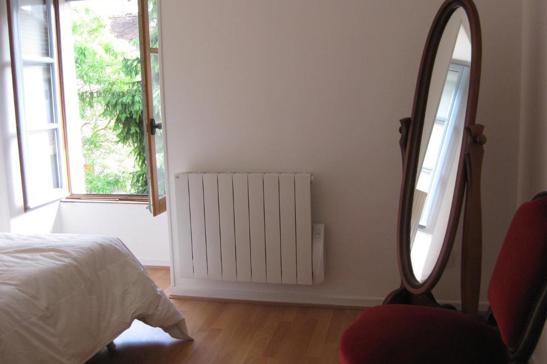 Photo of Others in Flavigny-sur-Ozerain