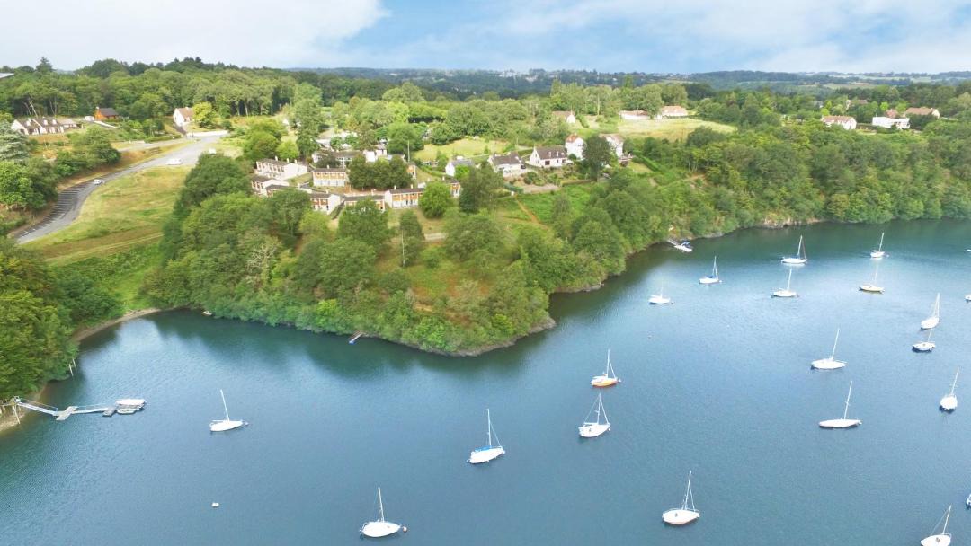 Photo of Others in Eguzon-Chantome