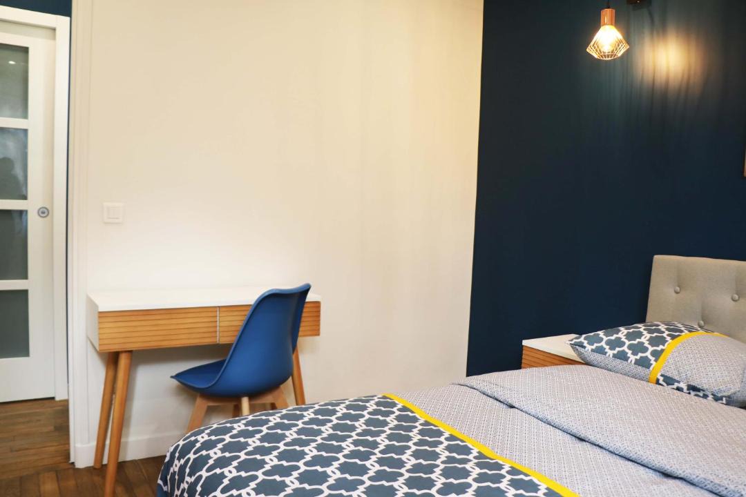 Photo of Bedroom in Asnieres-sur-Seine