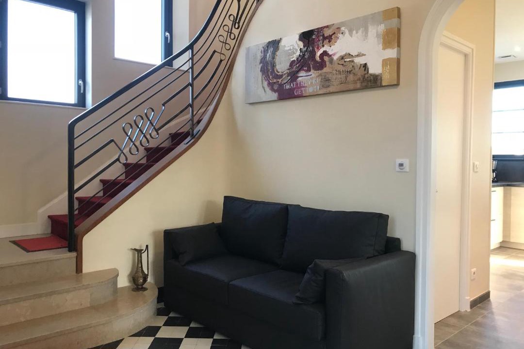 Photo of Livingroom in Ay