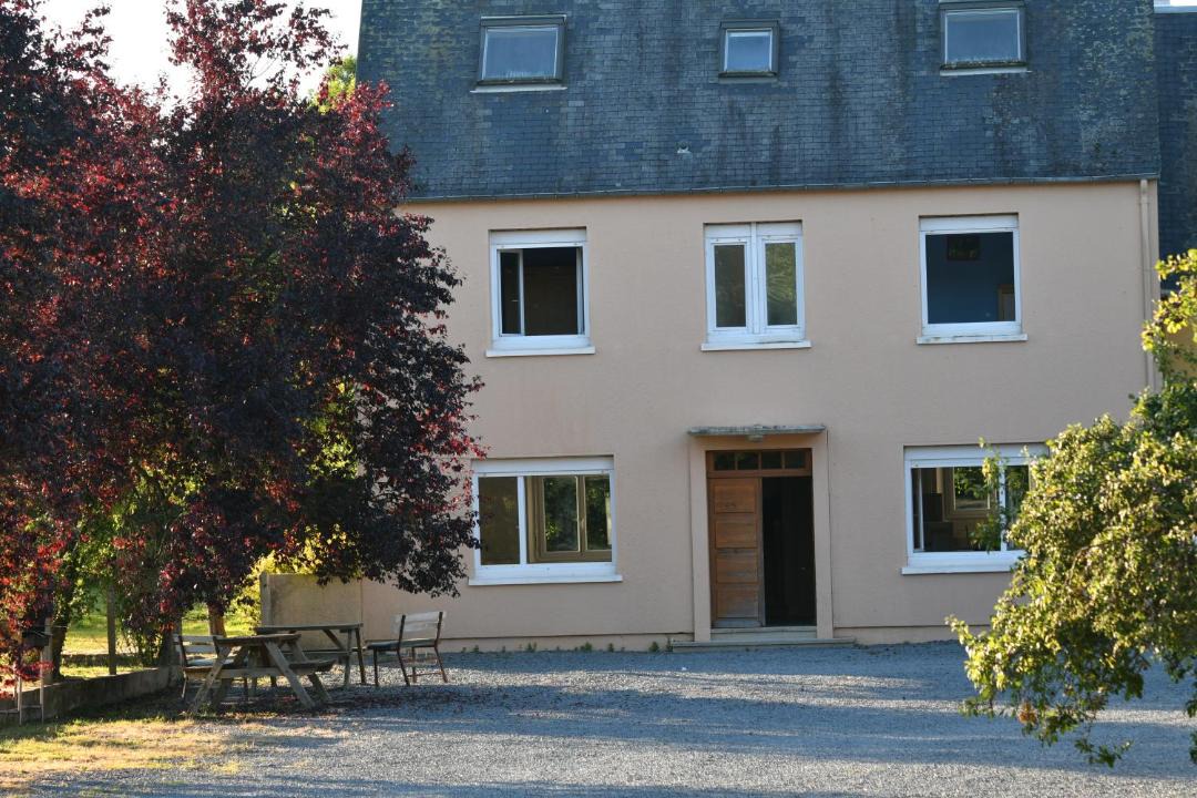 Photo of Others in Tribehou