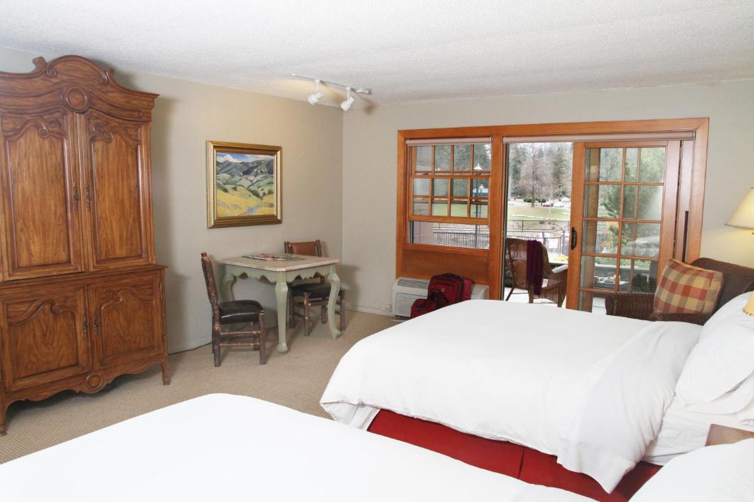 Photo of Others in Grants Pass