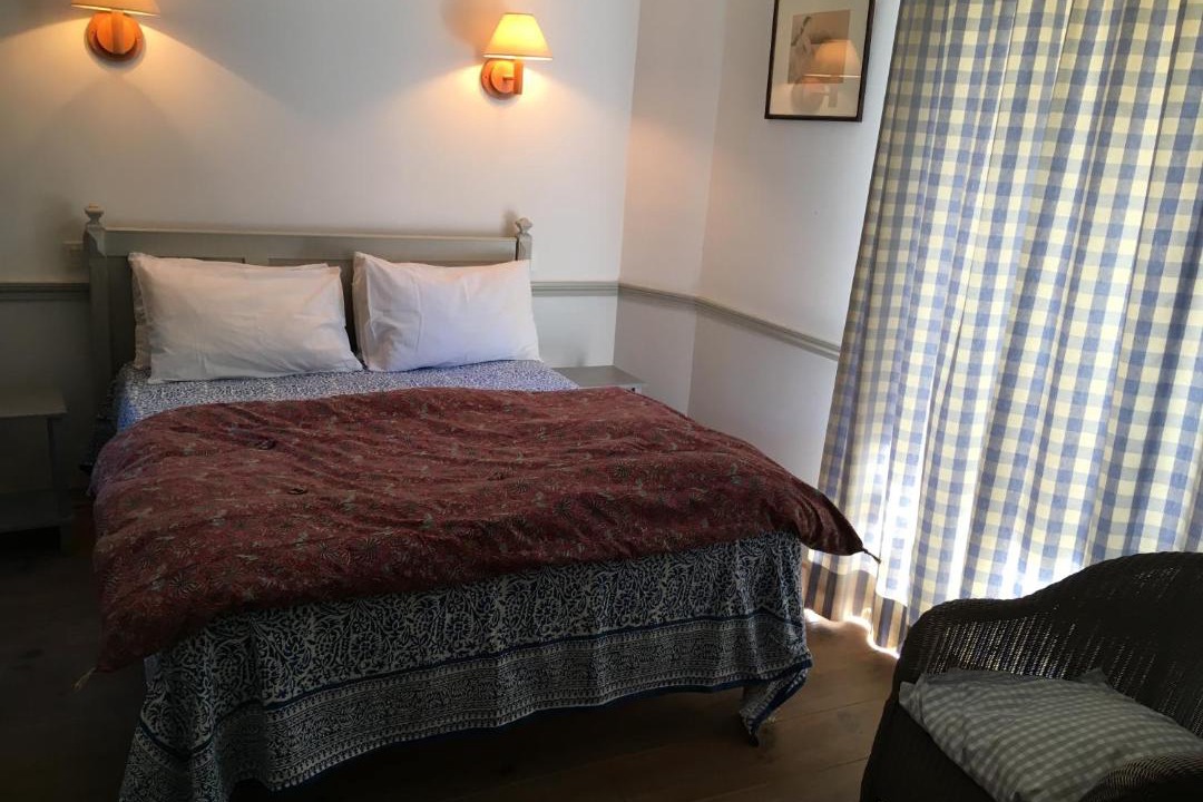 Photo of Bedroom in Saint-Suliac