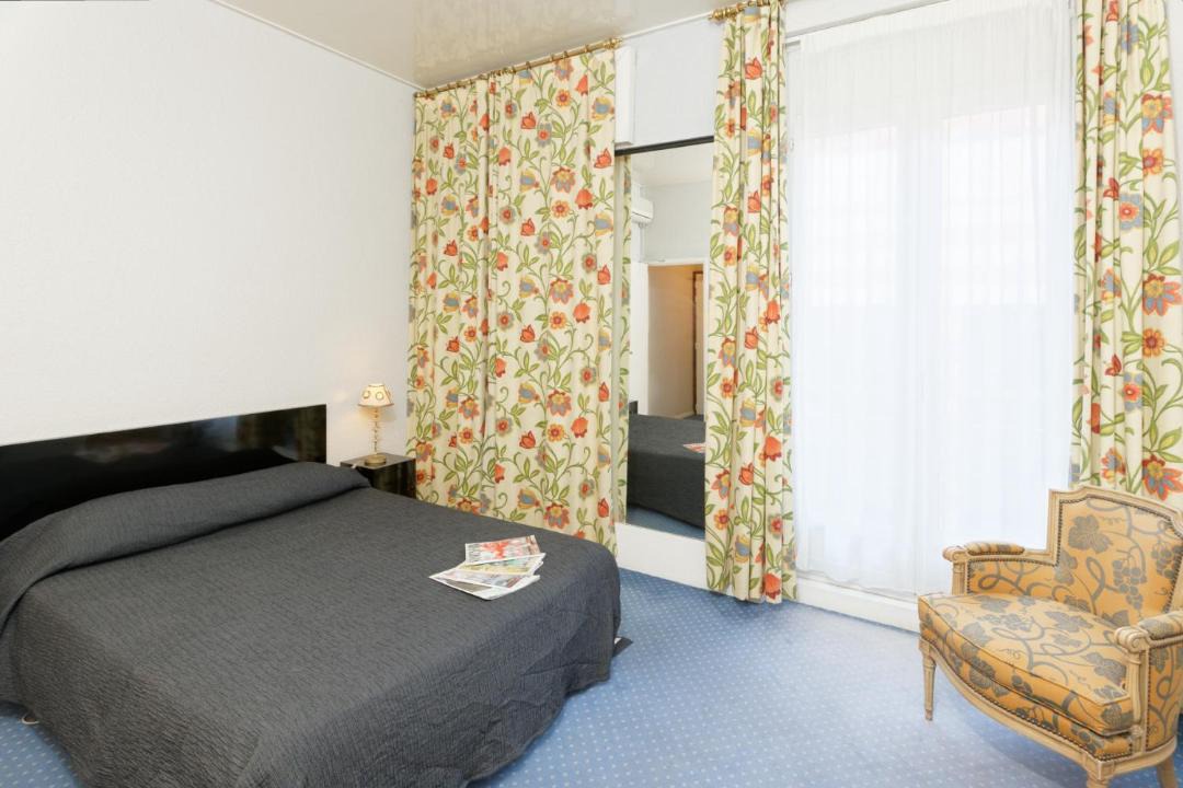 Photo of Bedroom in Saint-Georges