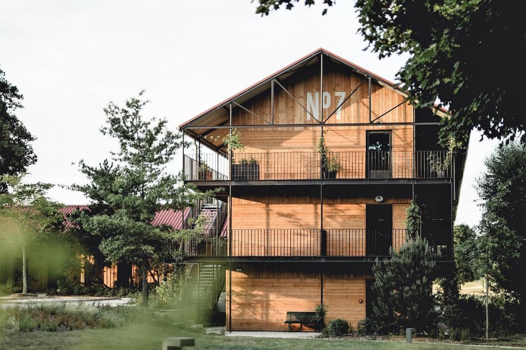 Photo of Others in Bonnelles