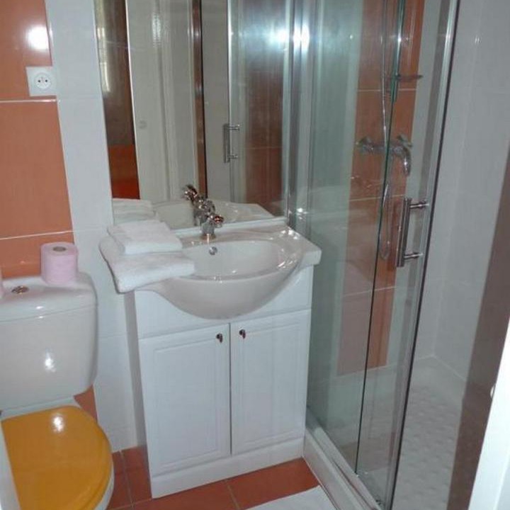 Photo of Others in Cozes