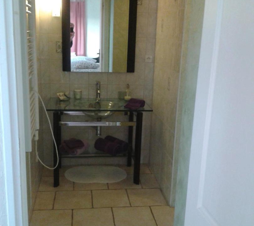 Photo of Bathroom in Belley