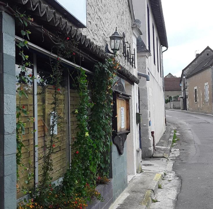 Photo of Buildings in Mailly-la-Ville