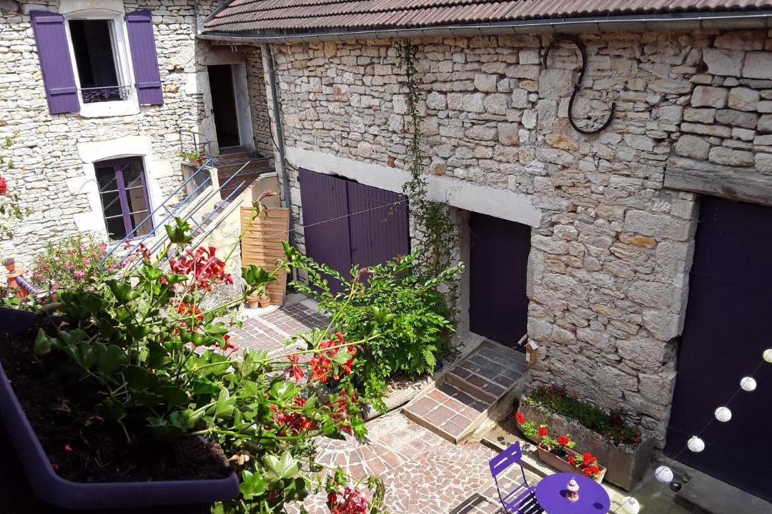 Photo of Buildings in Mailly-la-Ville