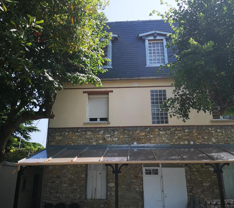 Photo of Buildings in Bessancourt