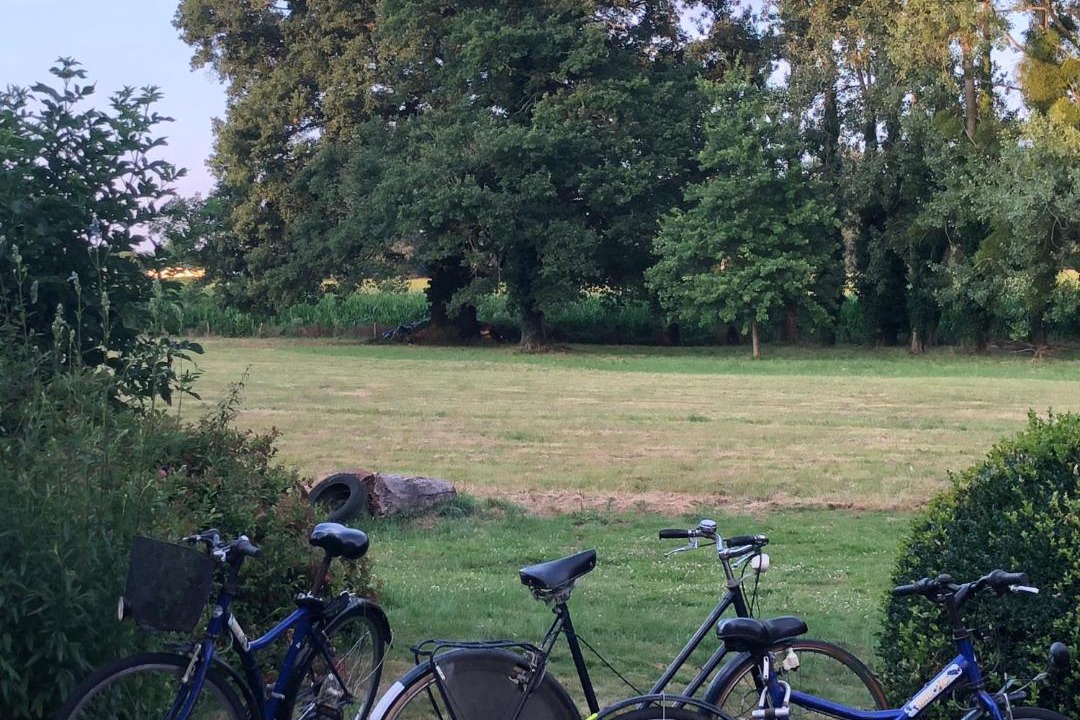 Photo of Others in Montreuil-sur-Maine