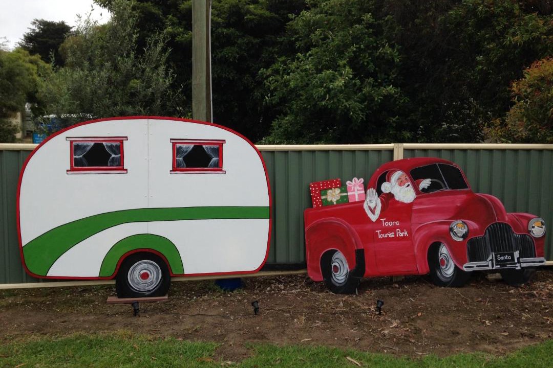 Photo of Others in Toora