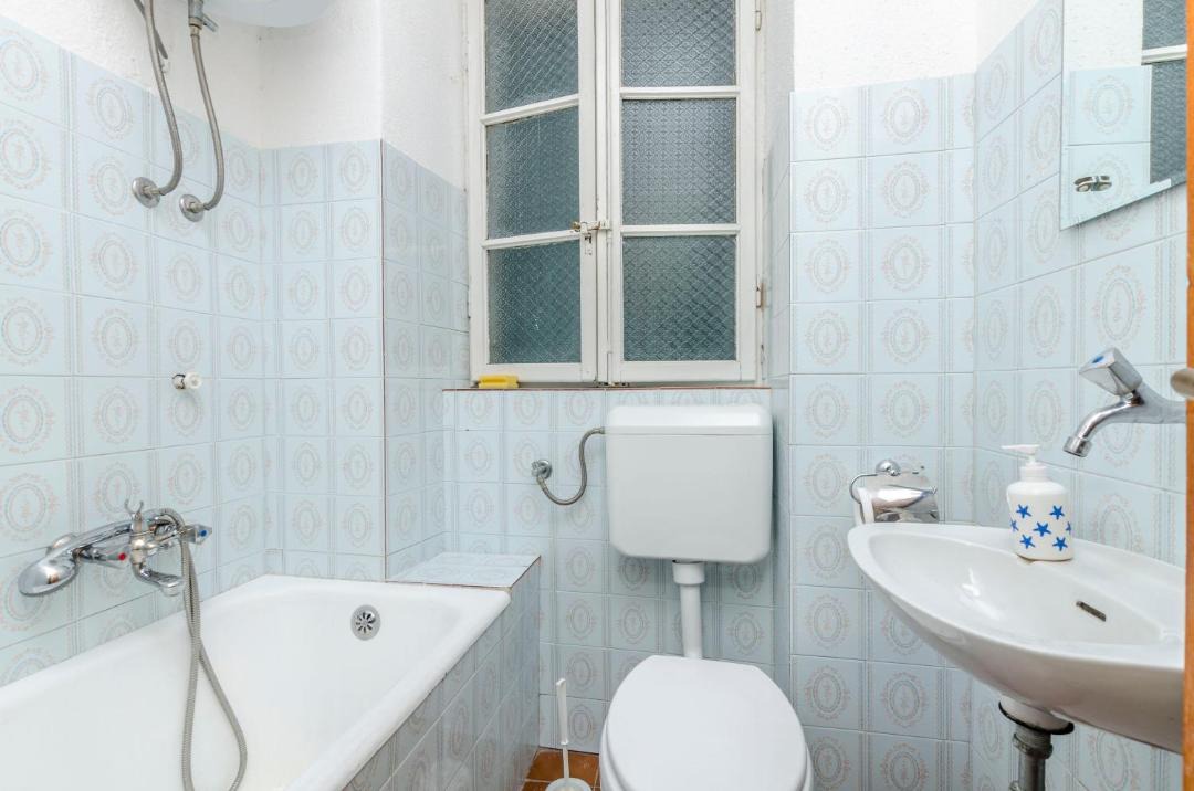 Photo of Bathroom in Bol